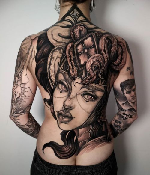Stream of neo traditional art in tattoo by Isabella Chiara Filouino | iNKPPL
