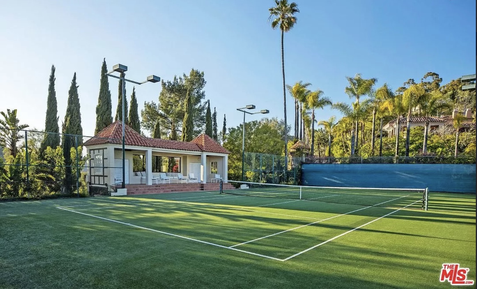 James' new home comes with a lightened tennis court