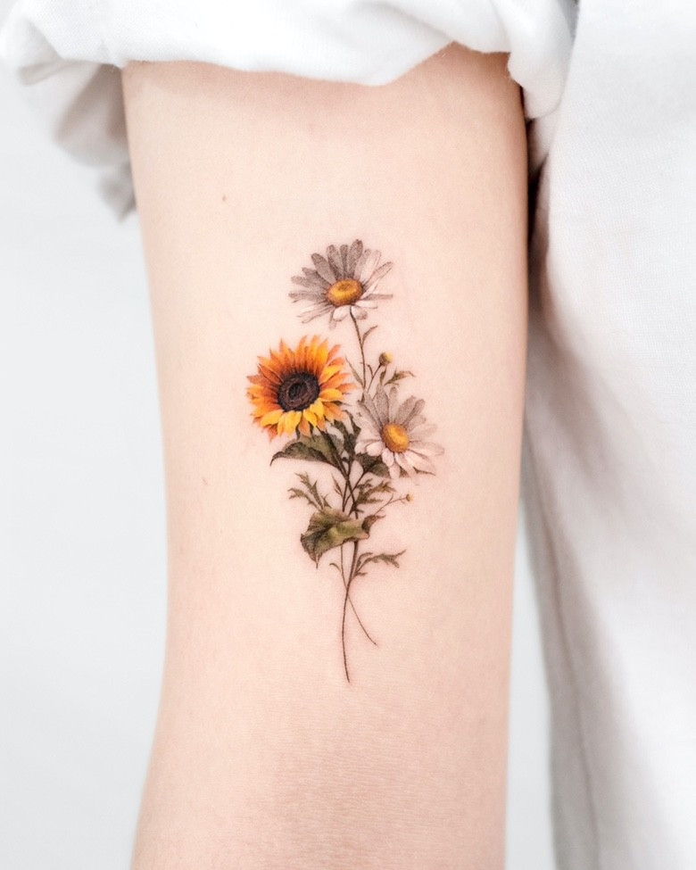 Dong Hwa's Flowers tattoo