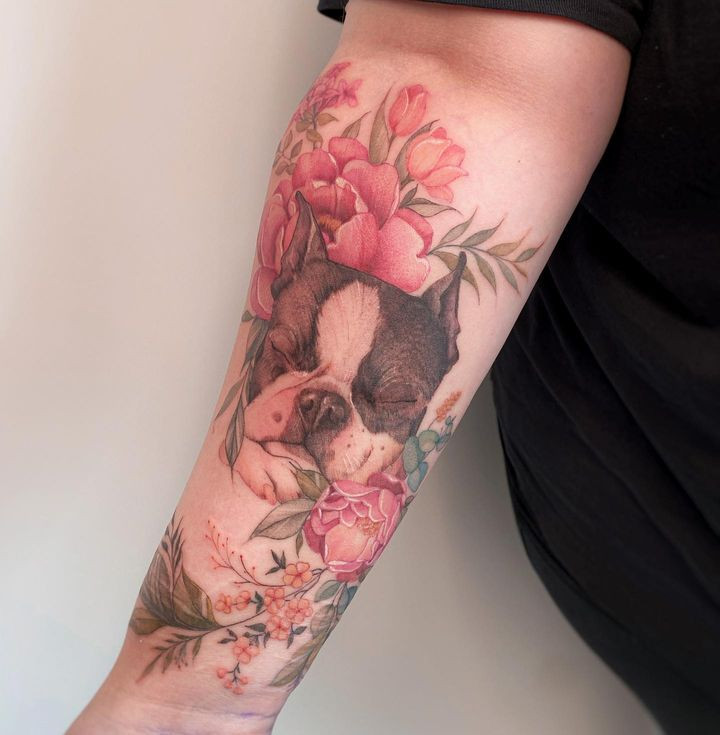 Tattoo artist Olga Kotova