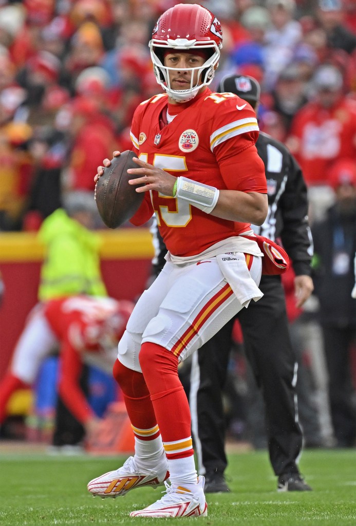 Patrick Mahomes in action for the Chiefs on Dec. 10, 2023.