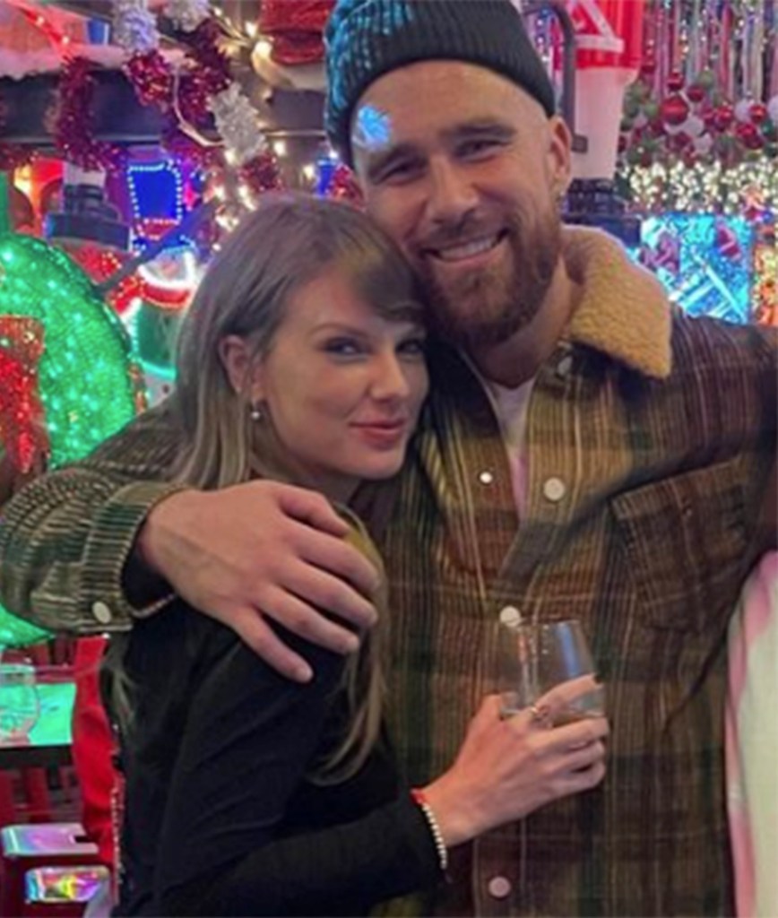 Taylor Swift is dating Chiefs tight end Travis Kelce.