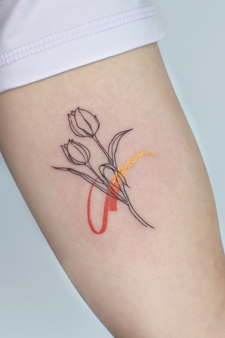 flowers tattoo by Joo Joo