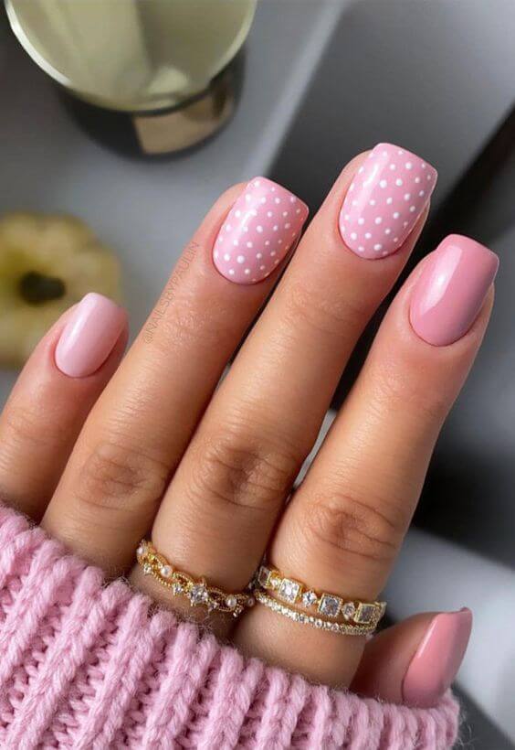 20+ Ideas To Create Gorgeous Pink Nails For A Romantic Night Out - 155