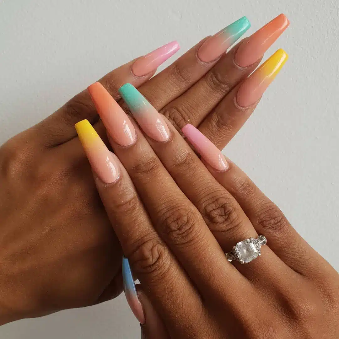 30 Chic Pastel Nail Designs To Look Pretty All Year Round - 213