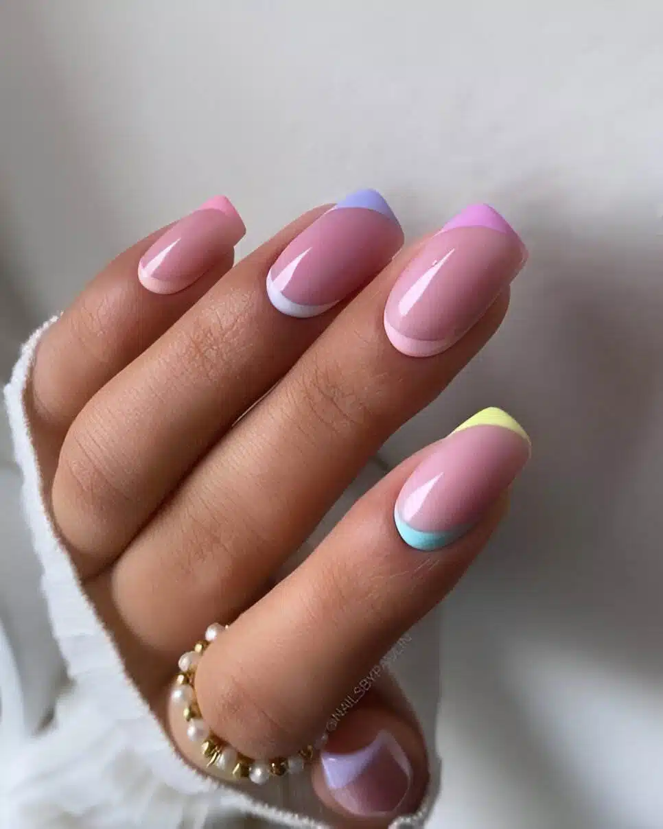 30 Chic Pastel Nail Designs To Look Pretty All Year Round - 219