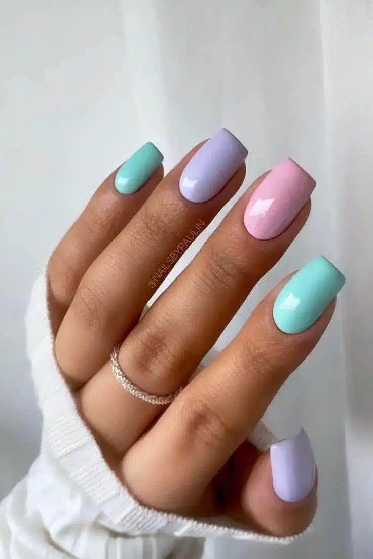 30 Chic Pastel Nail Designs To Look Pretty All Year Round - 231