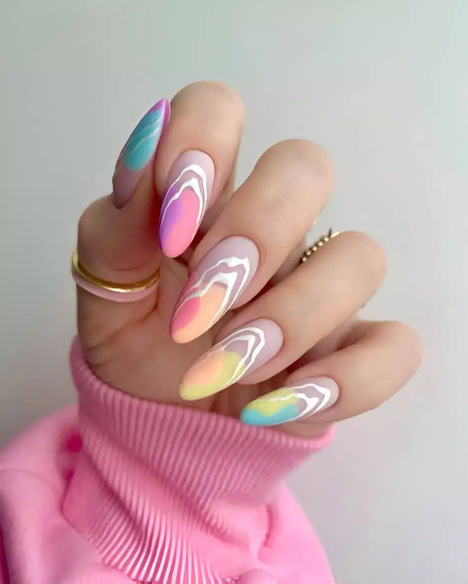30 Chic Pastel Nail Designs To Look Pretty All Year Round - 235