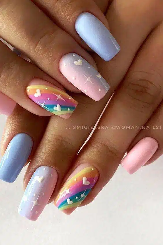 30 Chic Pastel Nail Designs To Look Pretty All Year Round - 237