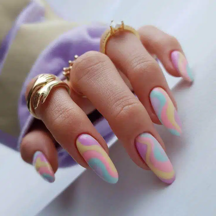 30 Chic Pastel Nail Designs To Look Pretty All Year Round - 197