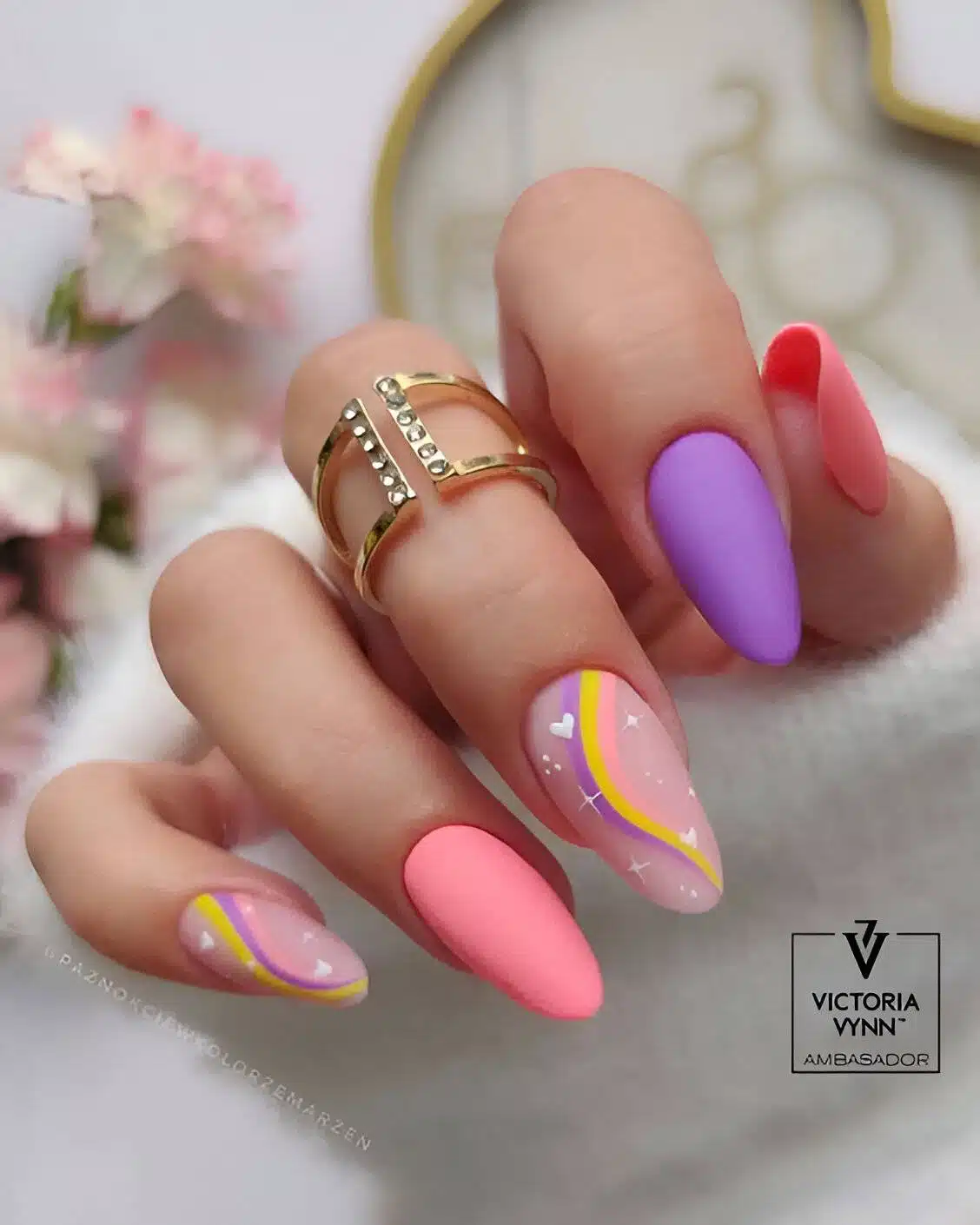 30 Chic Pastel Nail Designs To Look Pretty All Year Round - 205