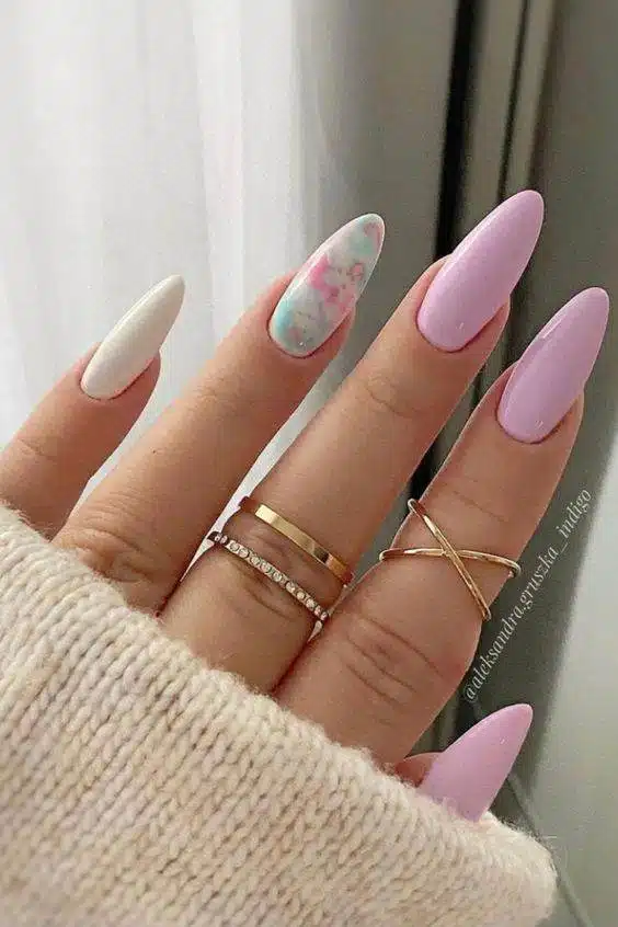 30 Chic Pastel Nail Designs To Look Pretty All Year Round - 207