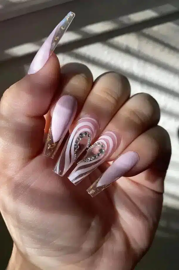 30 Gorgeous Clear Glass Nail Ideas You Can DIY At Home - 231