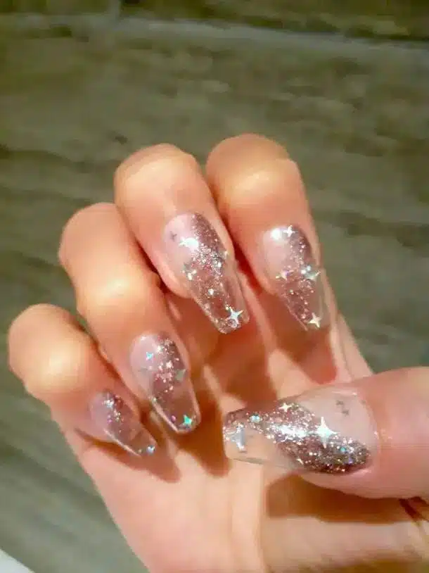 30 Gorgeous Clear Glass Nail Ideas You Can DIY At Home - 241