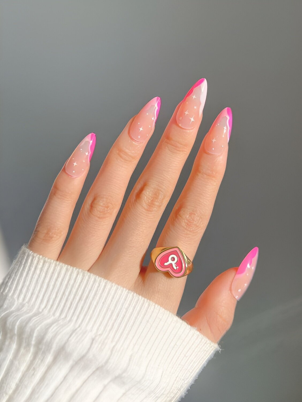 30 Irresistible Viva Magenta Manicures You Will Want To Wear All Year - 217