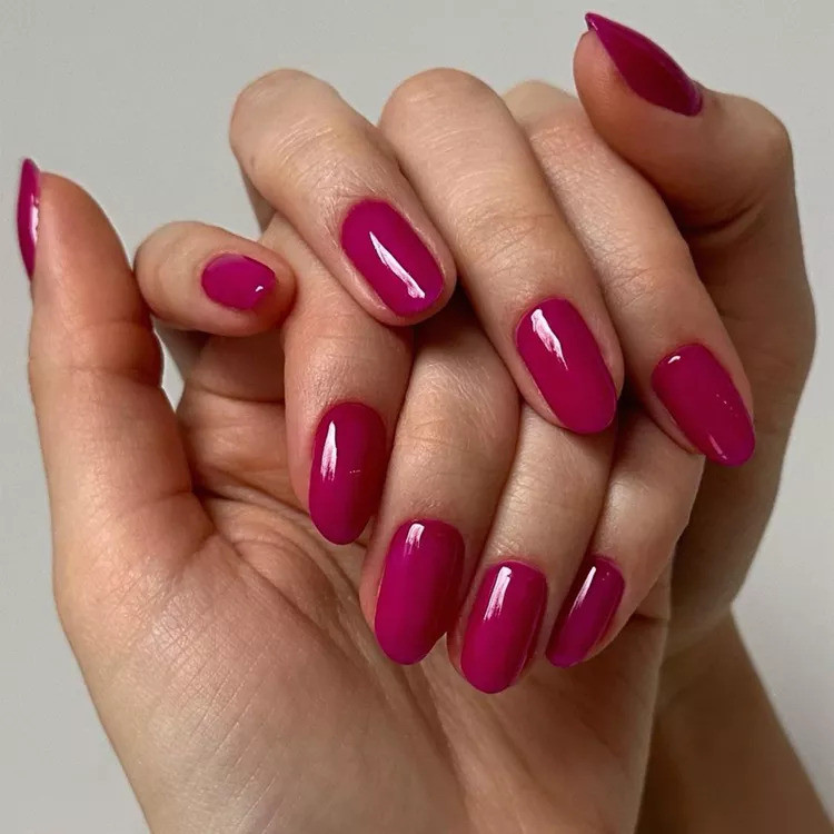 30 Irresistible Viva Magenta Manicures You Will Want To Wear All Year - 199