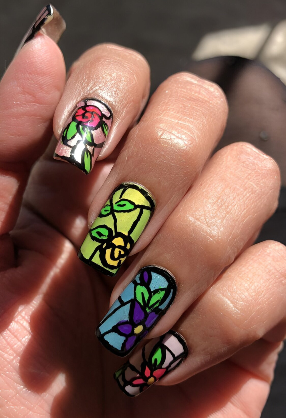 30 Majestic Glass-Stained Nail Art Designs To Make You A Queen - 211