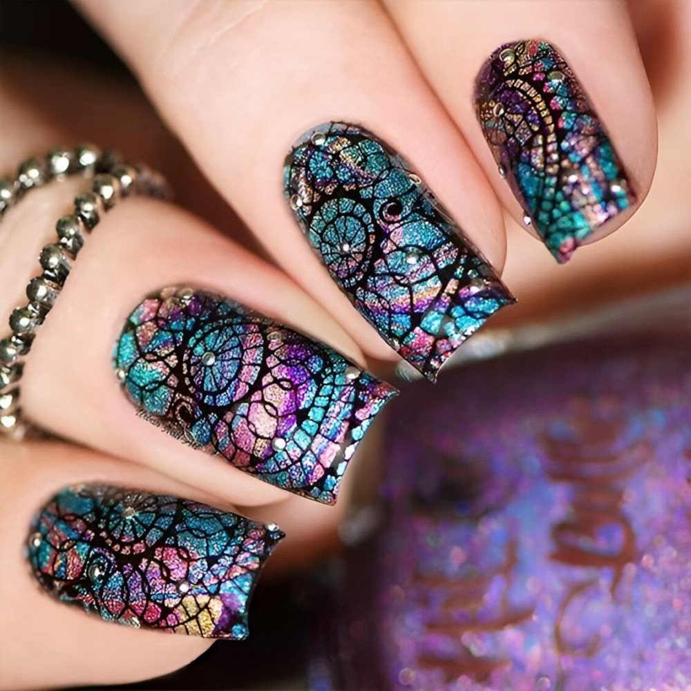 30 Majestic Glass-Stained Nail Art Designs To Make You A Queen - 219