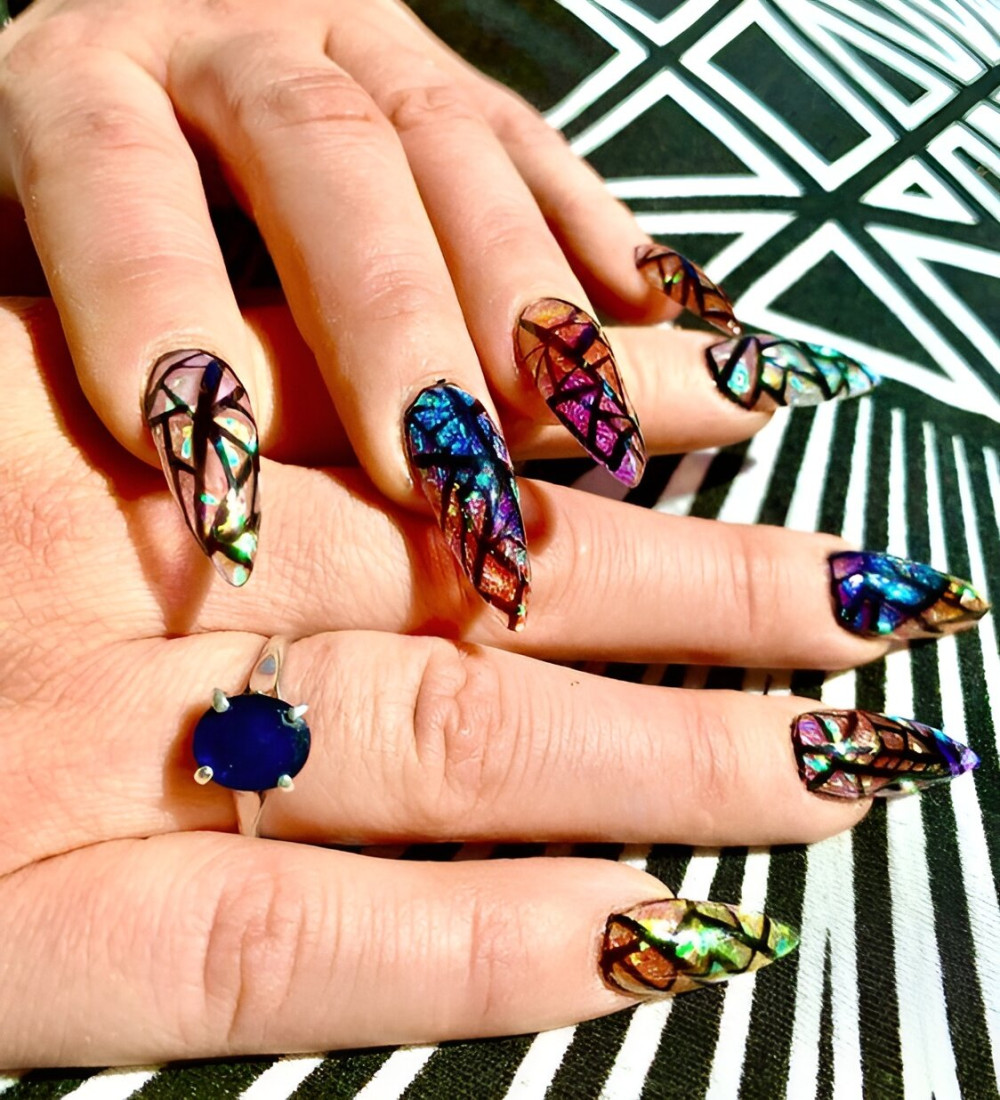 30 Majestic Glass-Stained Nail Art Designs To Make You A Queen - 227