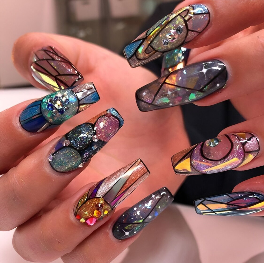 30 Majestic Glass-Stained Nail Art Designs To Make You A Queen - 209