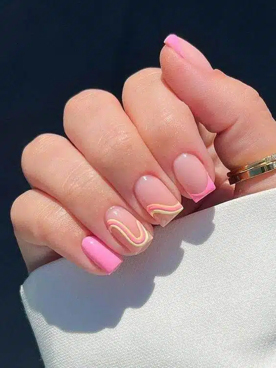 30 Simple But Pretty Short Square Nails - 241
