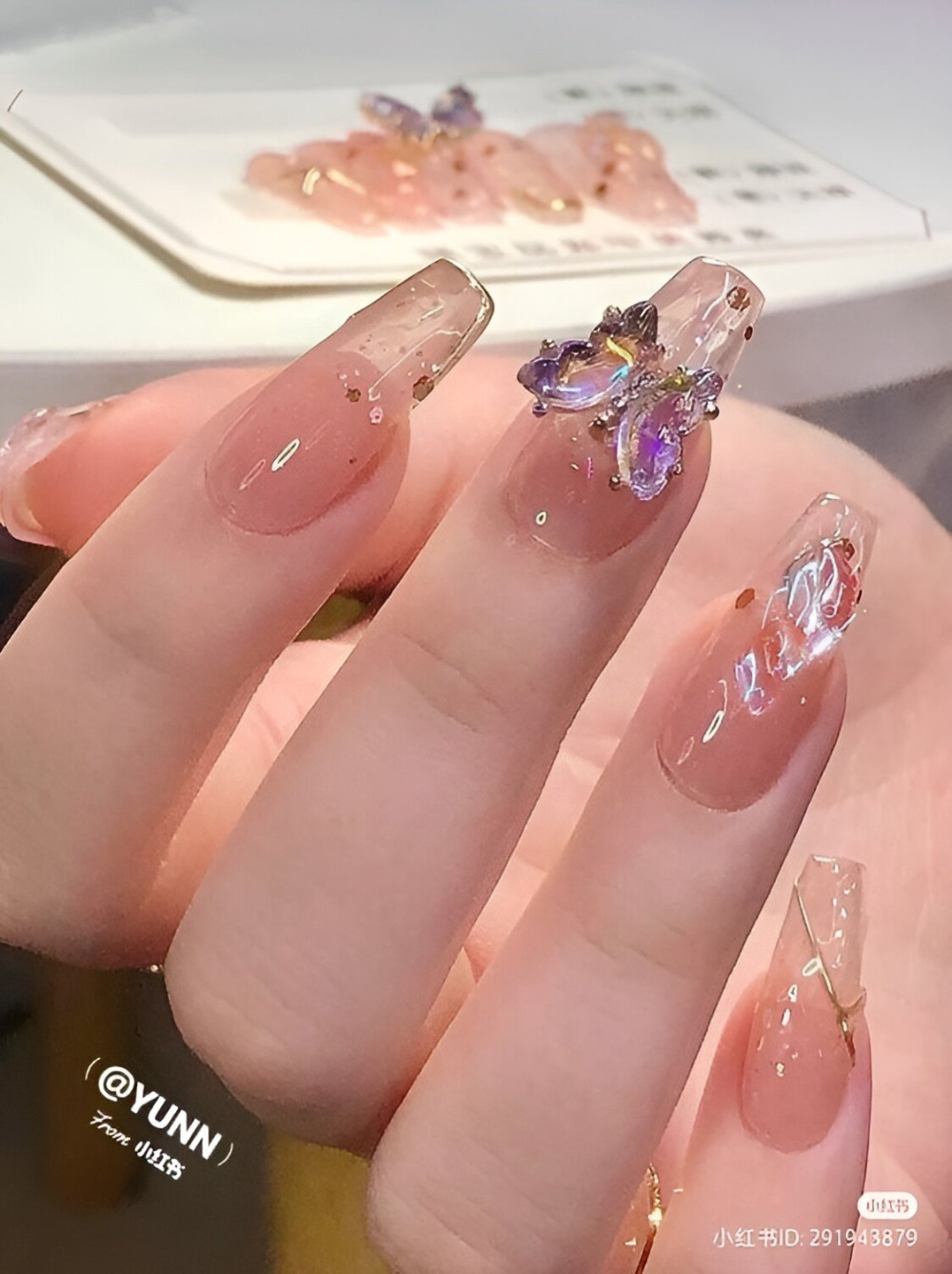35 Gorgeous Clear Crystal Nails That Are Lovely As Cinderella’s Glass Slippers - 233