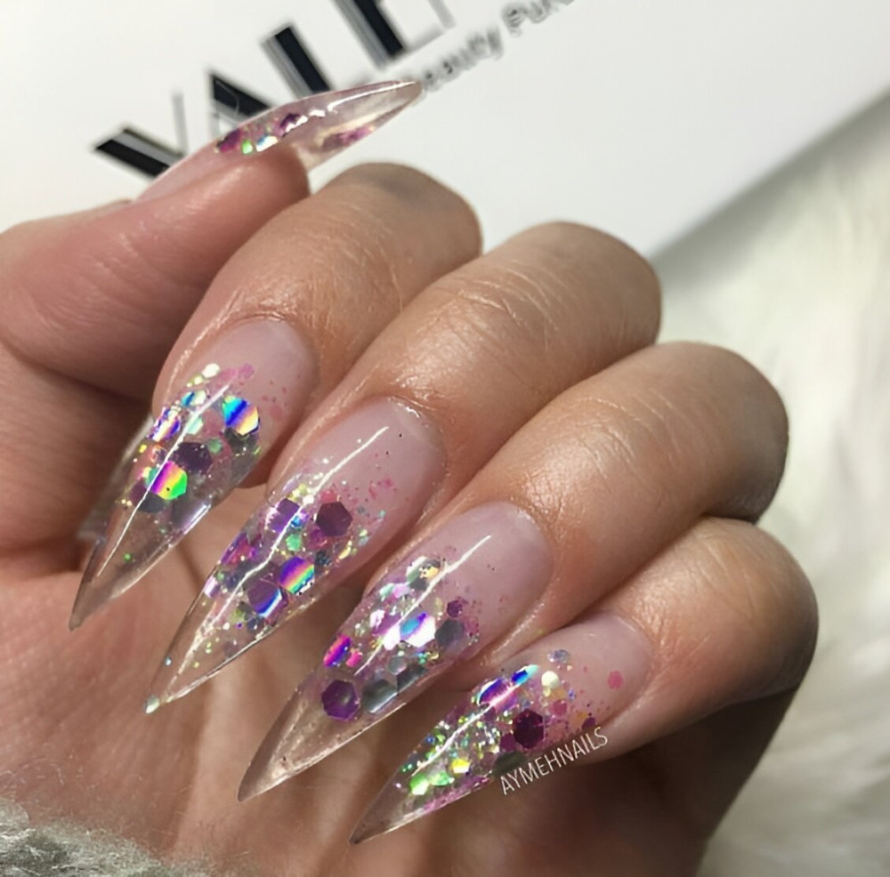 35 Gorgeous Clear Crystal Nails That Are Lovely As Cinderella’s Glass Slippers - 235