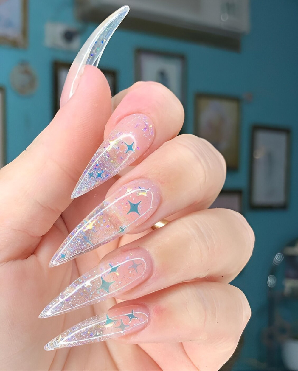 35 Gorgeous Clear Crystal Nails That Are Lovely As Cinderella’s Glass Slippers - 263