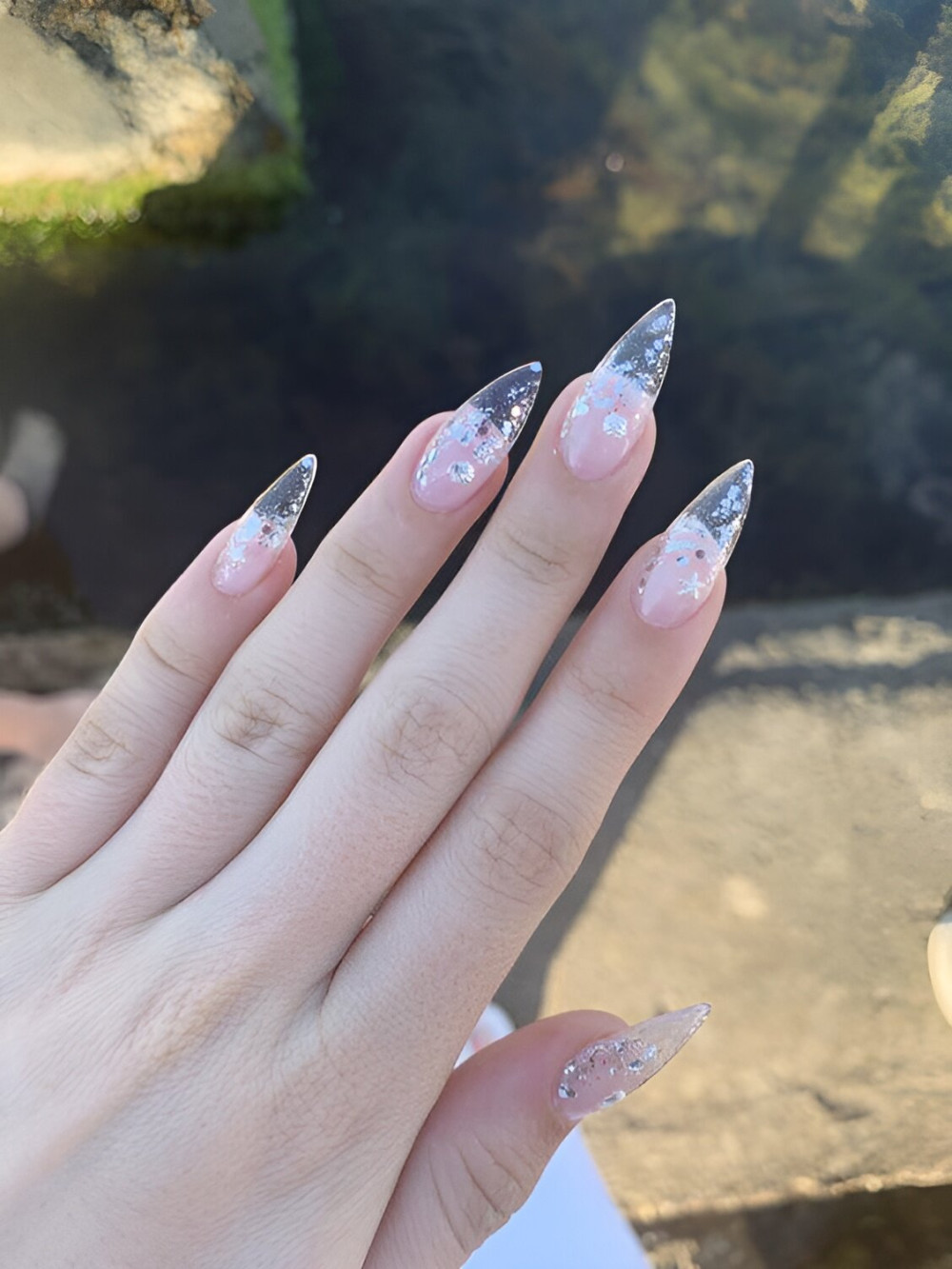 35 Gorgeous Clear Crystal Nails That Are Lovely As Cinderella’s Glass Slippers - 271