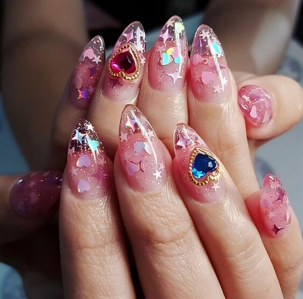35 Gorgeous Clear Crystal Nails That Are Lovely As Cinderella’s Glass Slippers - 219