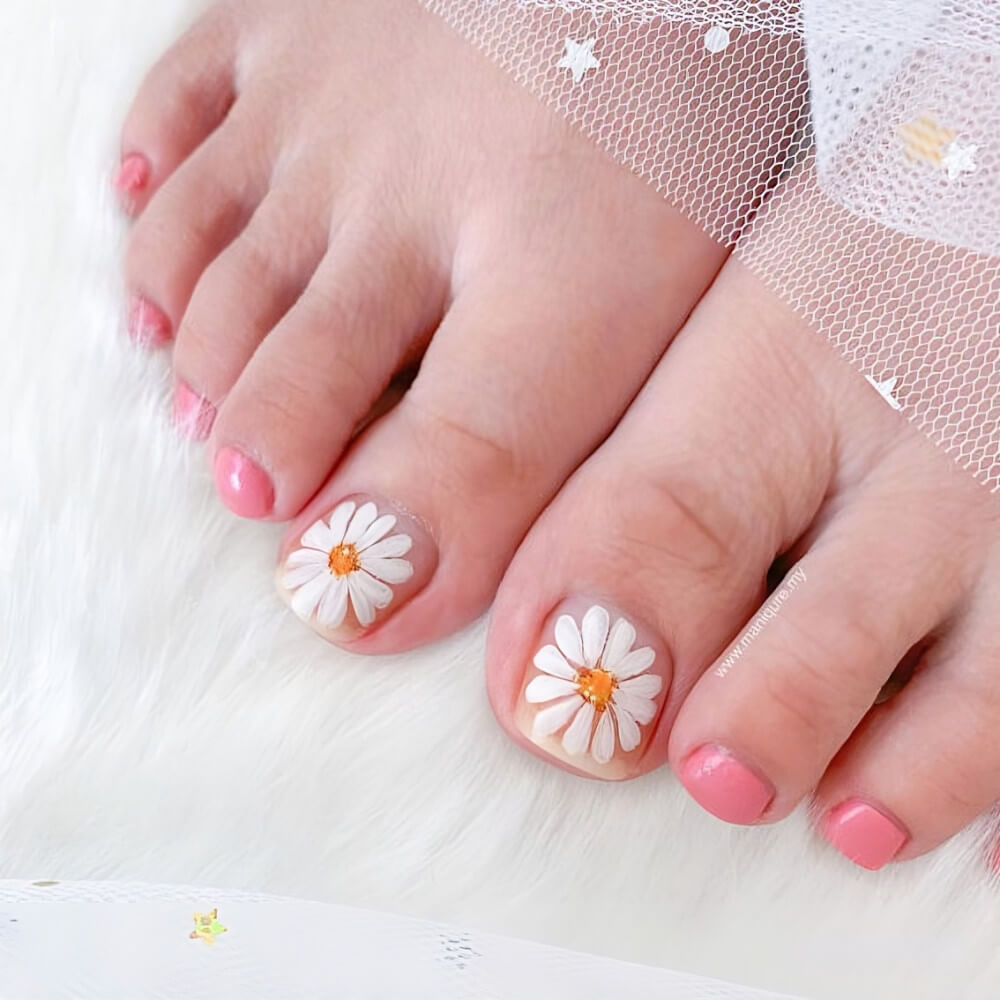 40 Pedicure Designs That You Need In Your Life Right Now - 265