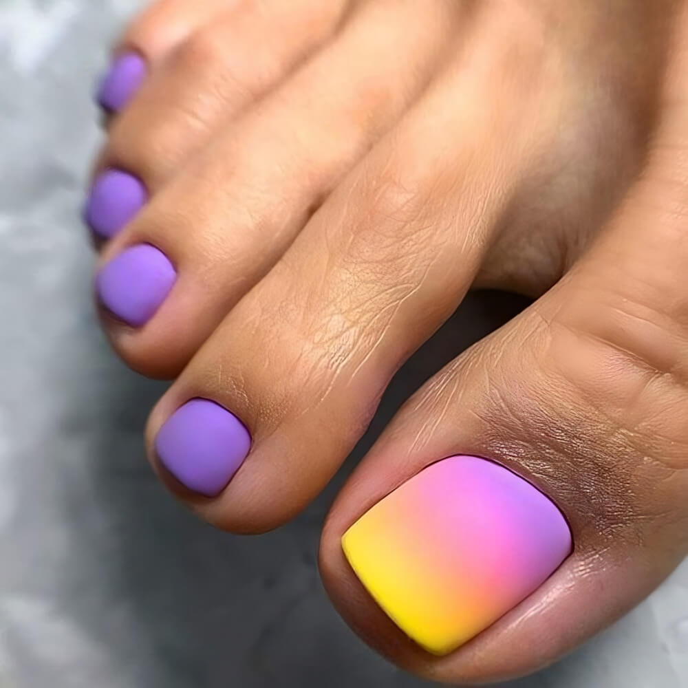 40 Pedicure Designs That You Need In Your Life Right Now - 297