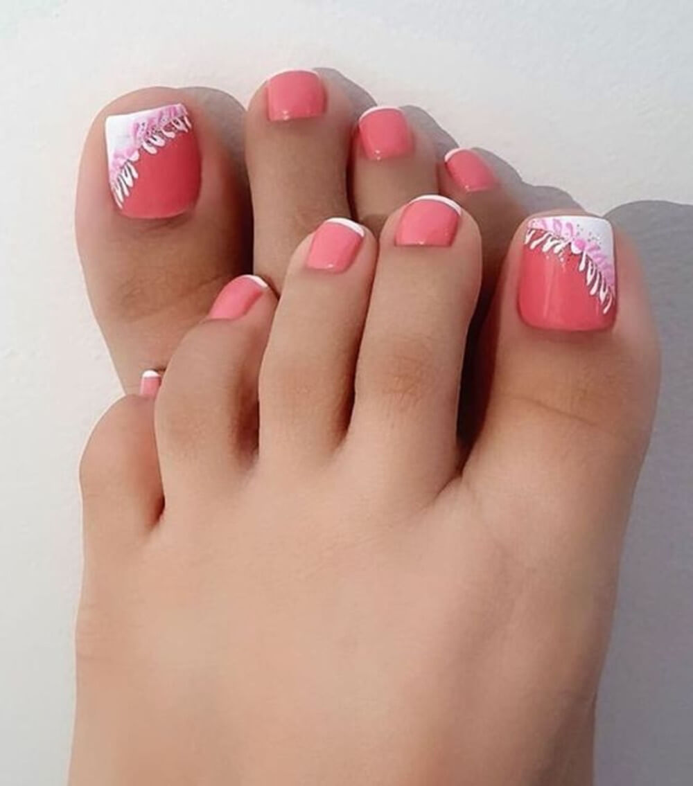 40 Pedicure Designs That You Need In Your Life Right Now - 257