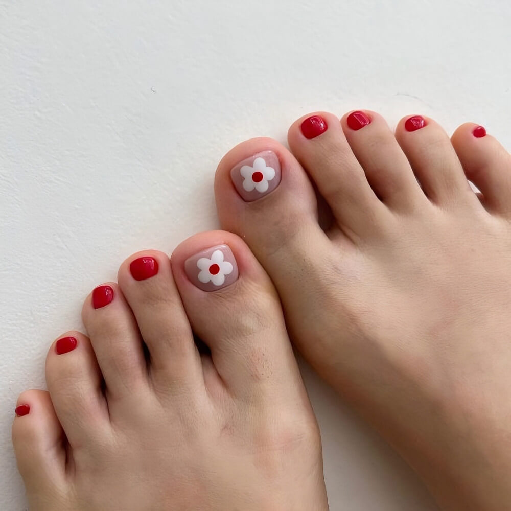 40 Pedicure Designs That You Need In Your Life Right Now - 259