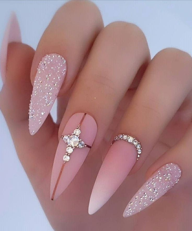 40 Stunning Wedding Nail Designs For Your Dream Wedding - 275