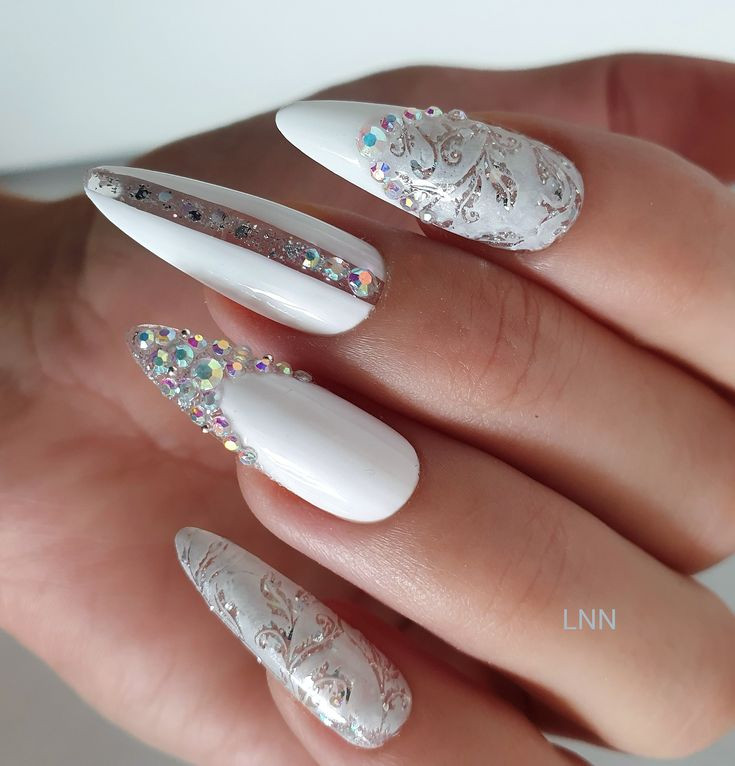40 Stunning Wedding Nail Designs For Your Dream Wedding - 277