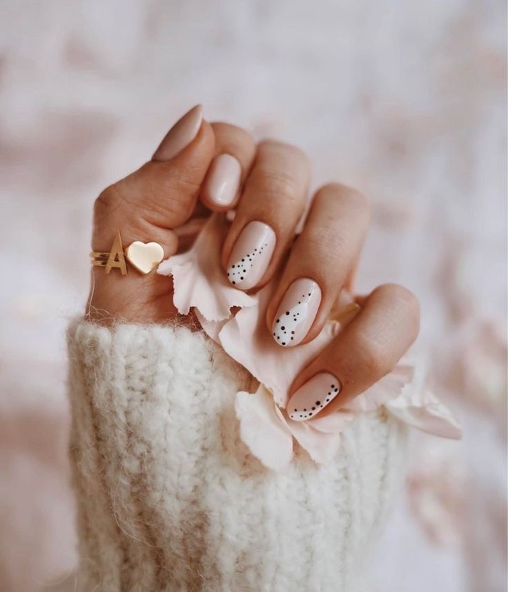 40 Stunning Wedding Nail Designs For Your Dream Wedding - 281