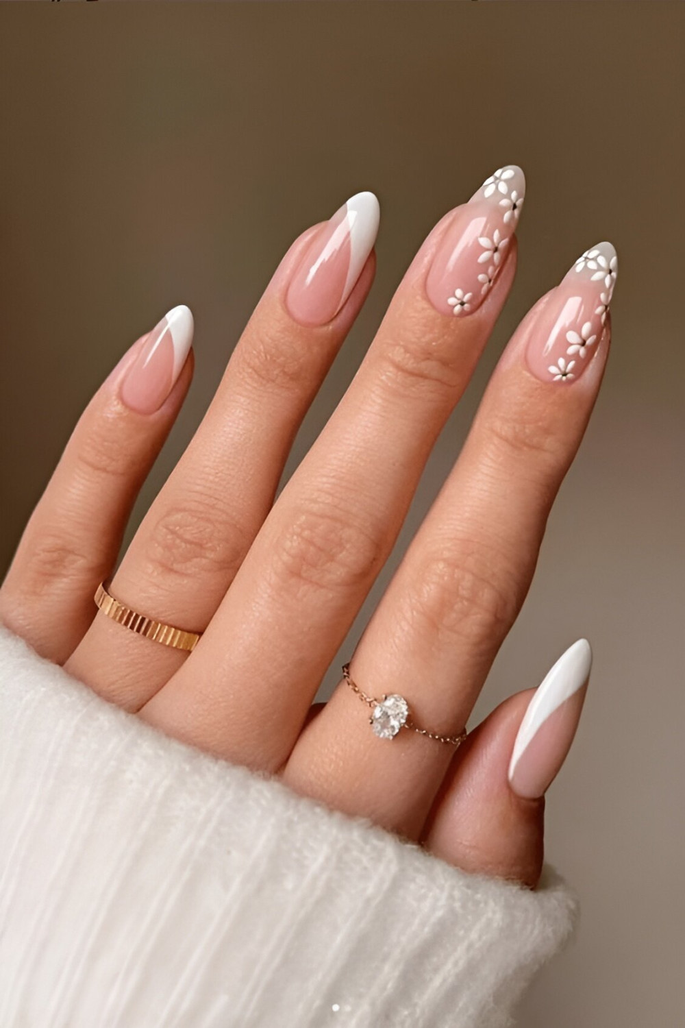 40 Stunning Wedding Nail Designs For Your Dream Wedding - 249