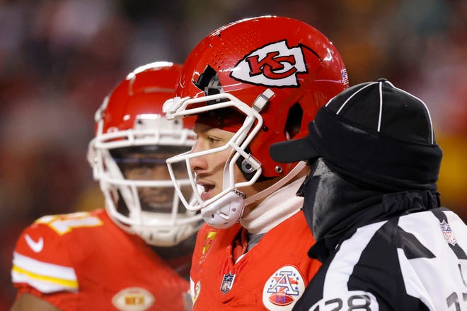 Patrick Mahomes had to make a helmet change after his helmet was damaged in a collision.