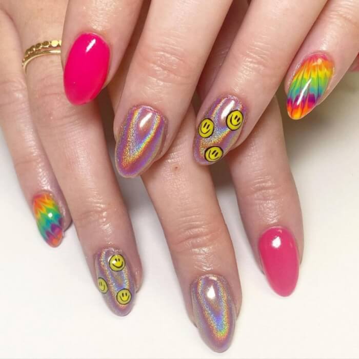Get You In Mood Now With 20 "Pic and Mix" Manicures - 153