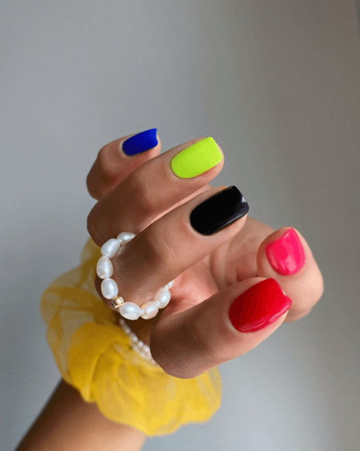 Get You In Mood Now With 20 "Pic and Mix" Manicures - 139