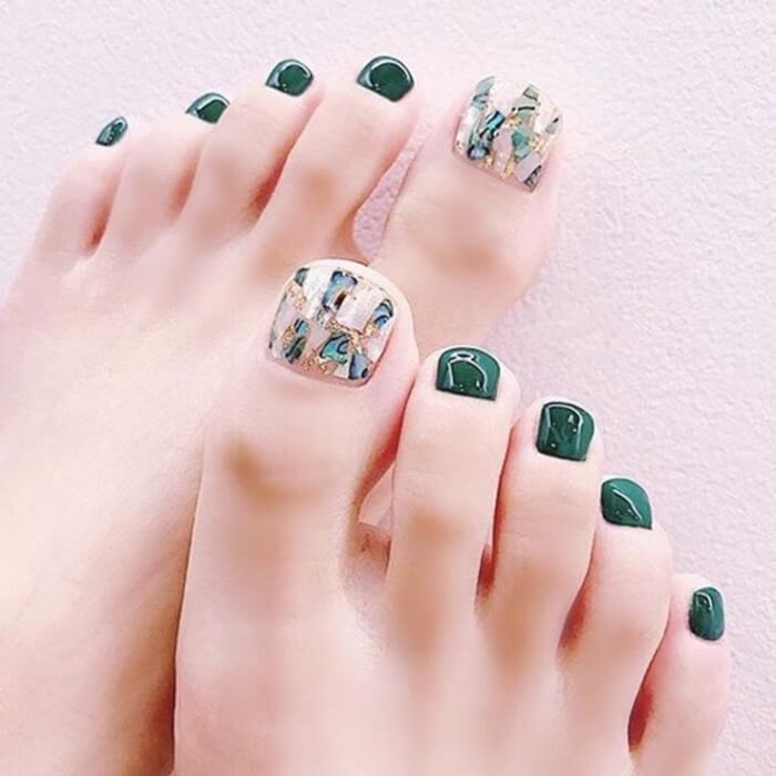 30 Spring Toe Nail Ideas That Bring Flowers To Your Life - 207