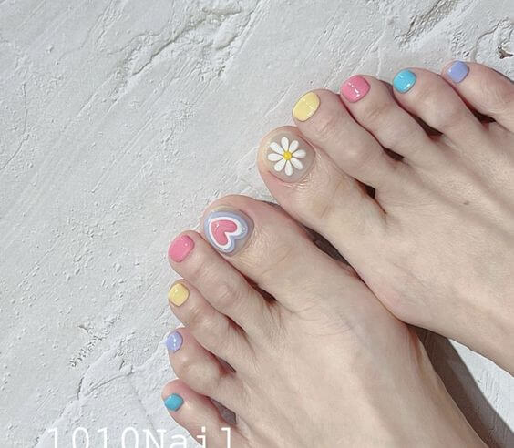 30 Spring Toe Nail Ideas That Bring Flowers To Your Life - 235