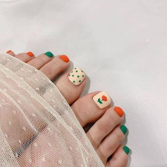 30 Spring Toe Nail Ideas That Bring Flowers To Your Life - 241