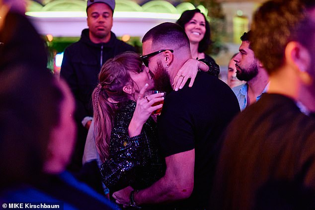 Kelce and Swift kissed to her song 'Love Story' at the Chiefs' victory afterparty