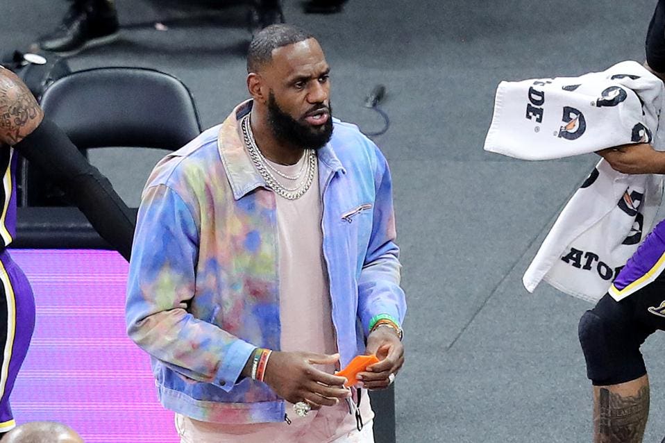 LeBron James' Ankle Injury Will Keep Him Out Of Next Two Lakers Games:  Reports