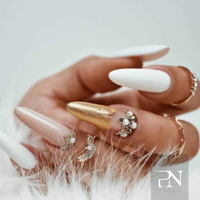 20 Luxury Gold Nail Designs To Add Elegance To Your New, 46% OFF