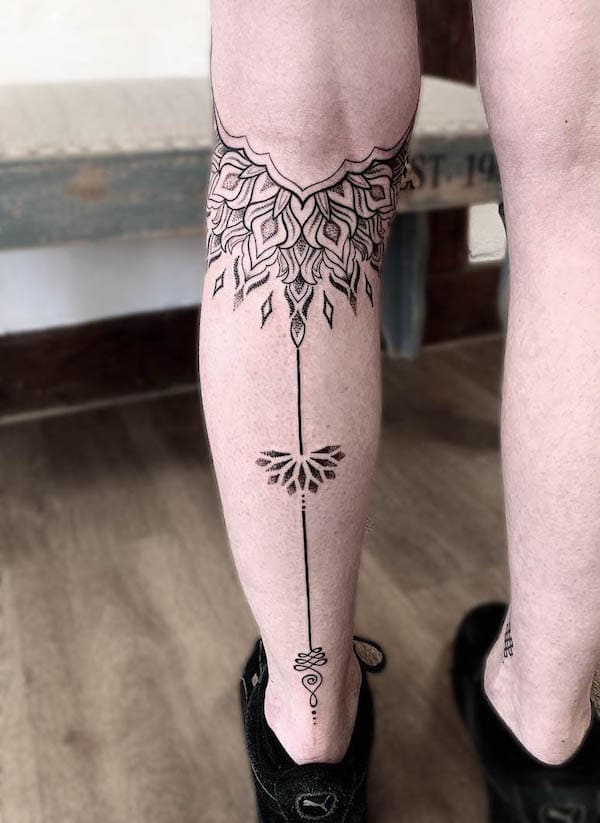 Mandala calf tattoo by @bee.art_.tt_