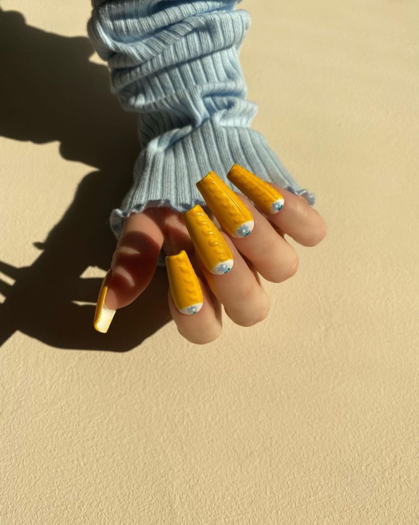 spring nail designs yellow