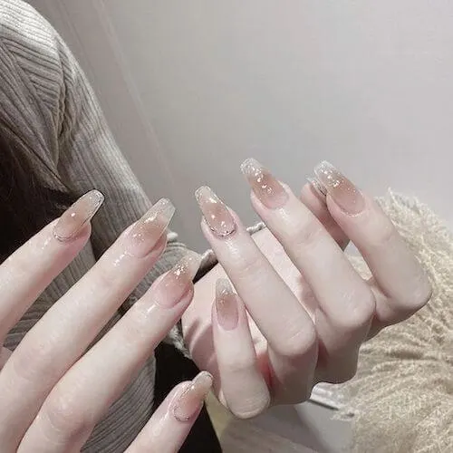 long Chinese nails